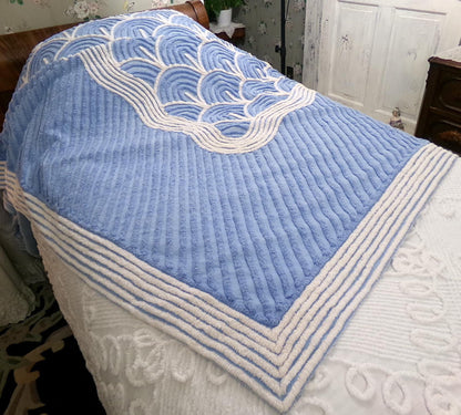 White & Blue Vintage Chenille Bedspread, Tidal Waves, Full Sz Shabby Seaside Cottage Style