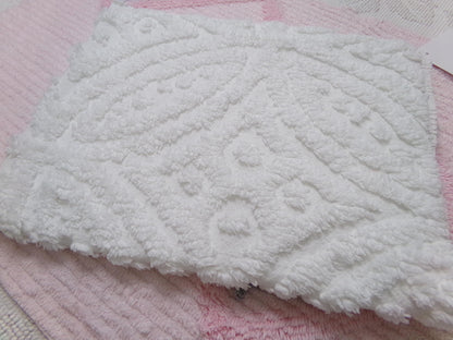 Elegant White Chenille Fabric Vintage Style Leaf Petal Medallion 20x24" Sewing & Quilt Material
