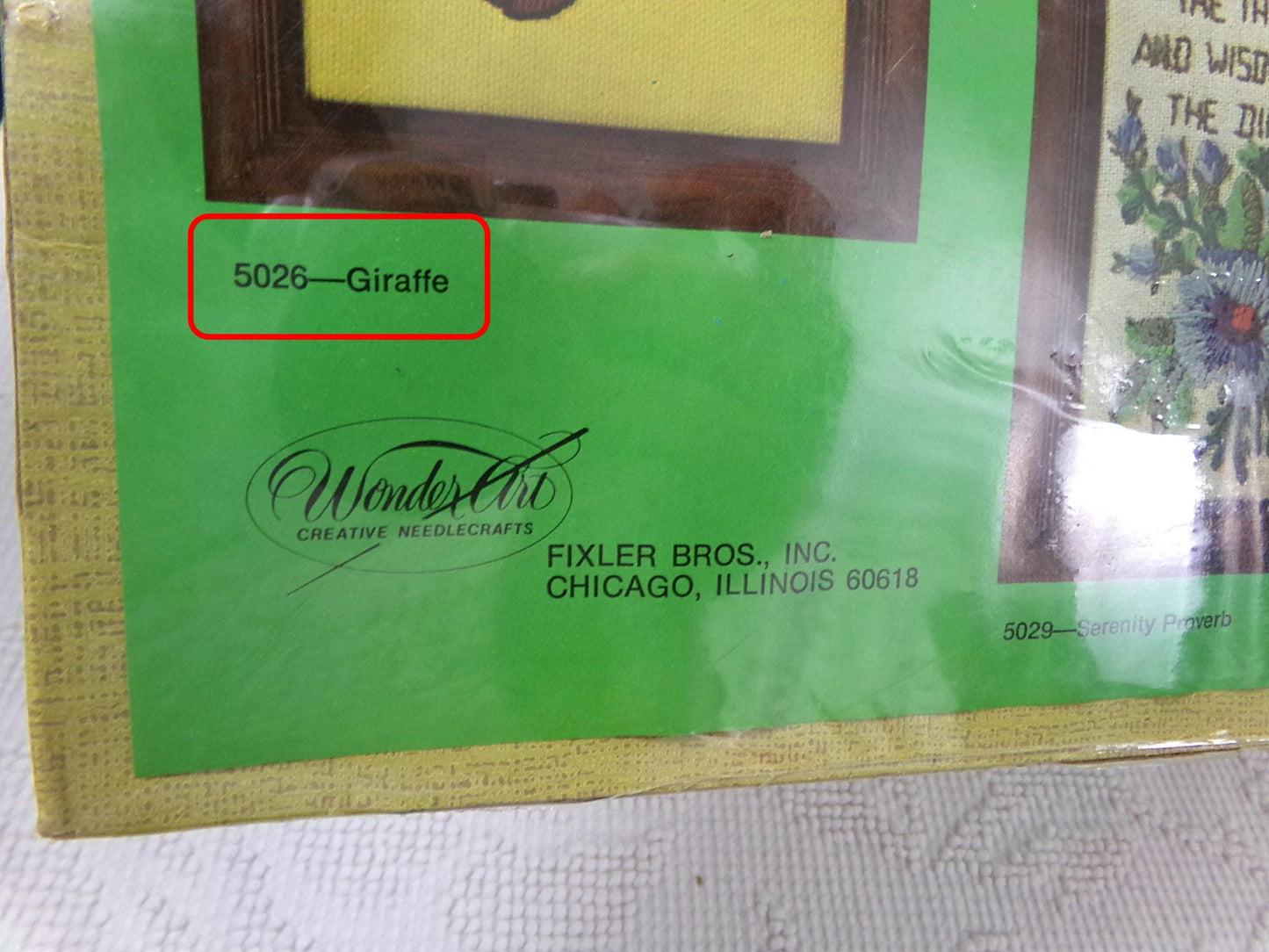GIRAFFE Vintage Crewel Kit, WonderArt Embroidery 5026, Boho Kitsch 70s Wall Hanging