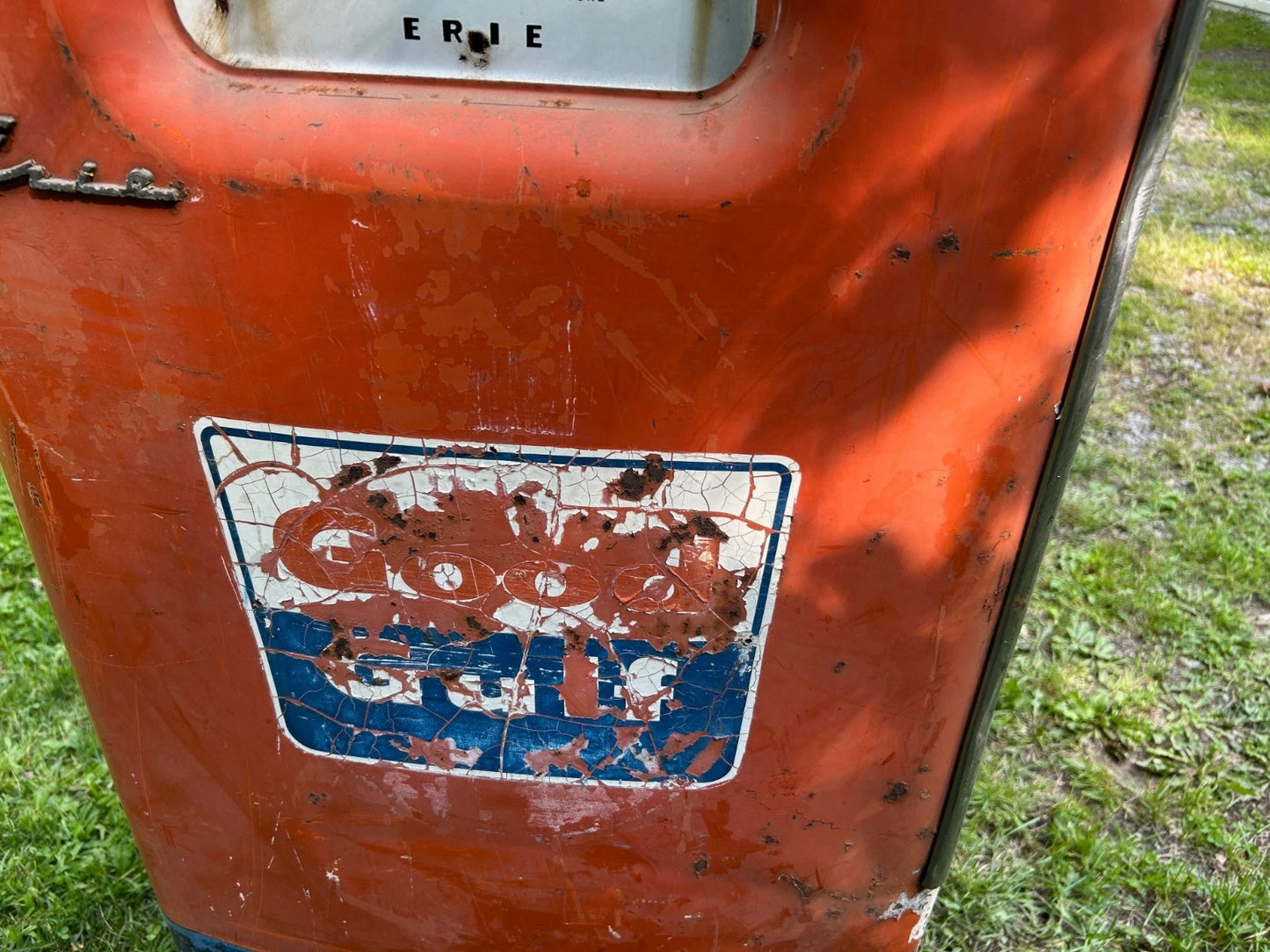 Vintage Erie Model 743 Gas Pump As-Found Barn Find Parts or Restoration LOCAL PICKUP ONLY - NO SHIPPING