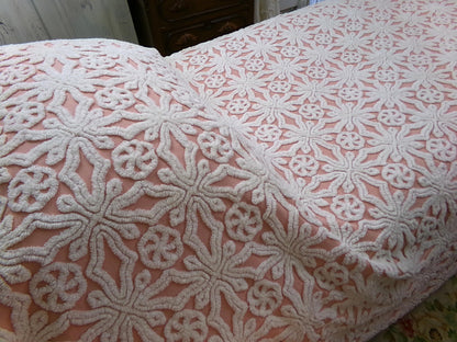 Chenille Bedspread Full Size Fairytale Snowflake Pinwheel Tufts, Feminine Vintage Cotton Bedding