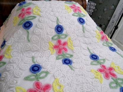 Vintage Canyon Group Chenille Bedspread: Full Size Cotton Blend Bedding, Made in USA