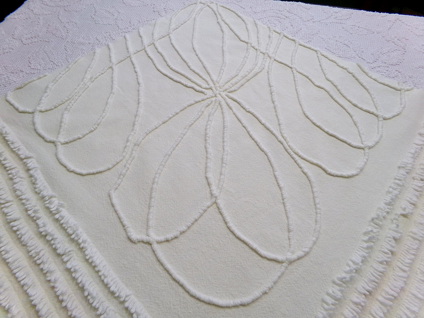 Vintage Illusion Chenille Fabric, Fascinating Webbed Design, 22" x 21" Piece Sewing Quilt Material