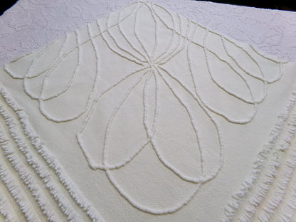 Vintage Illusion Chenille Fabric, Fascinating Webbed Design, 22" x 21" Piece Sewing Quilt Material