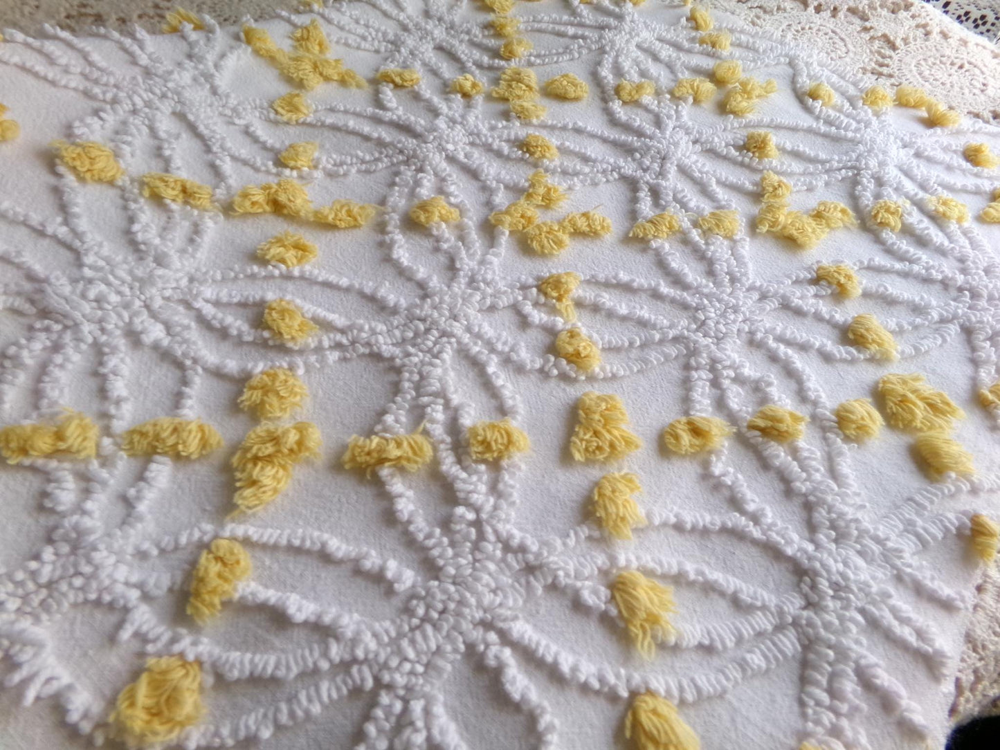 white chenille fabric with goldenrod yellow pops, vintage 18" x 24" inch piece of quilt material in traditional wedding ring designs