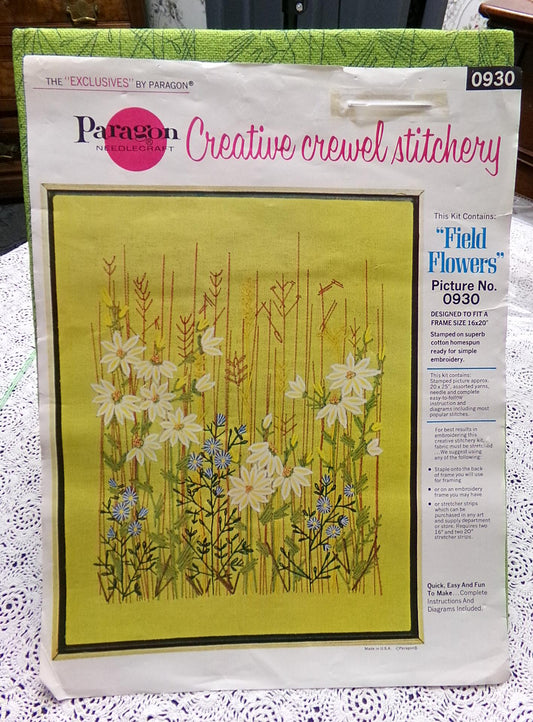 FIELD FLOWERS Vintage Crewel Embroidery Kit Paragon Needlecraft 0930 Boho Wall Art