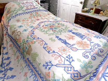 Vintage Boho Chenille Bedspread, Rare Folk Art Fieldcrest Needletuft Tribal Design, Full Size Cotton Bedding