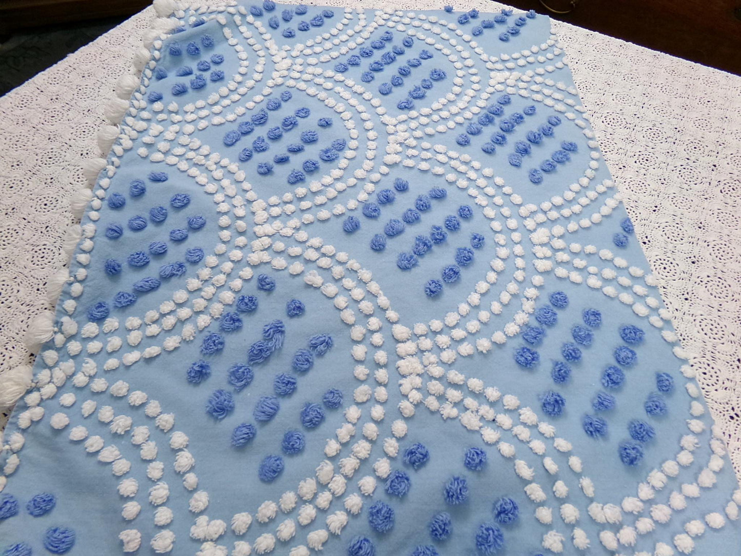 Mermaid Tails Vintage Chenille Bedspread Fabric Blue & White Piece 19x27"