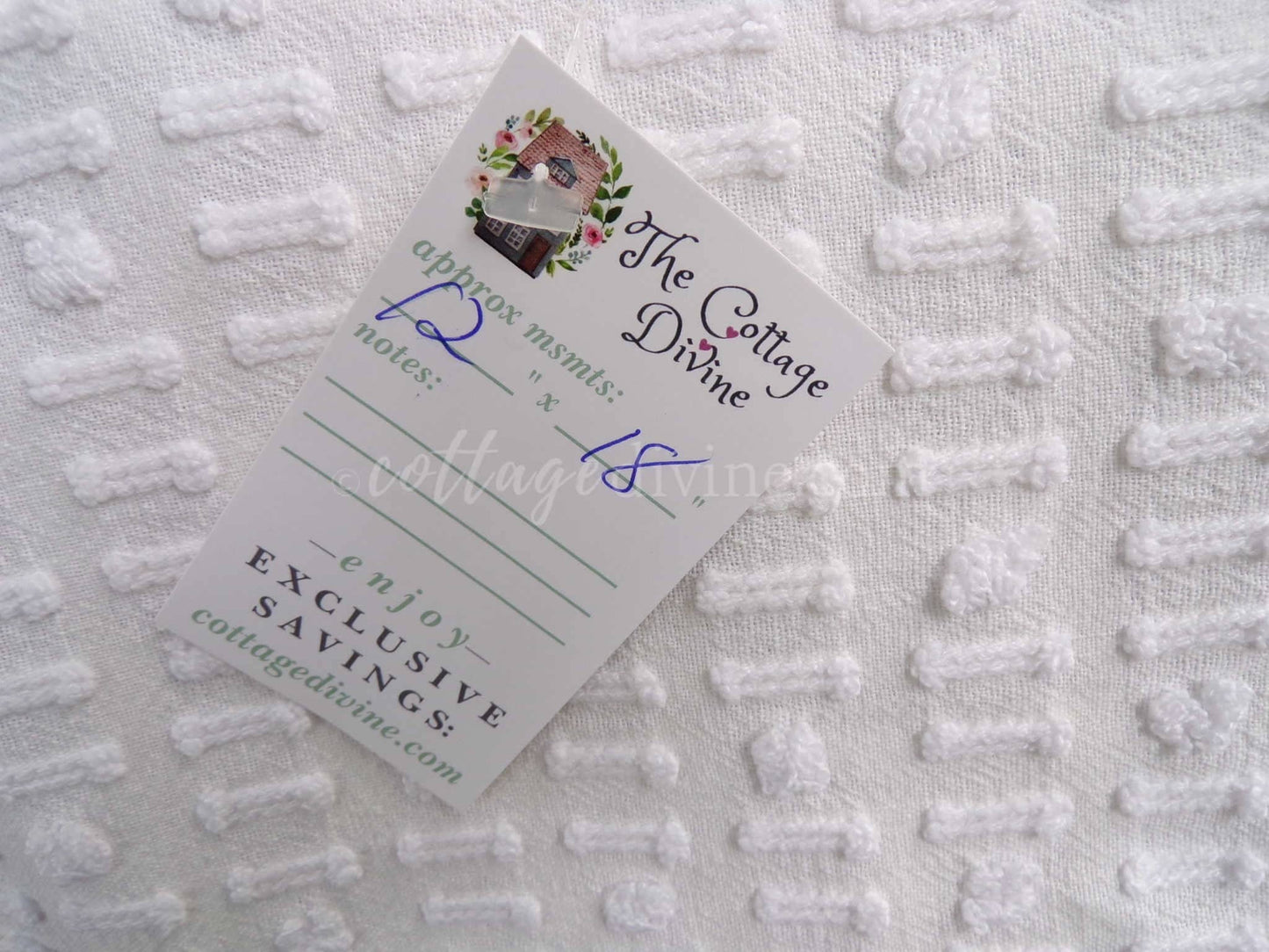 Mini Fabric Bundle, Classic Texture Tuft White, 2 Pieces from Vintage Chenille Bedspreads, 12" x 18" inches each, for Quilts & Crafts