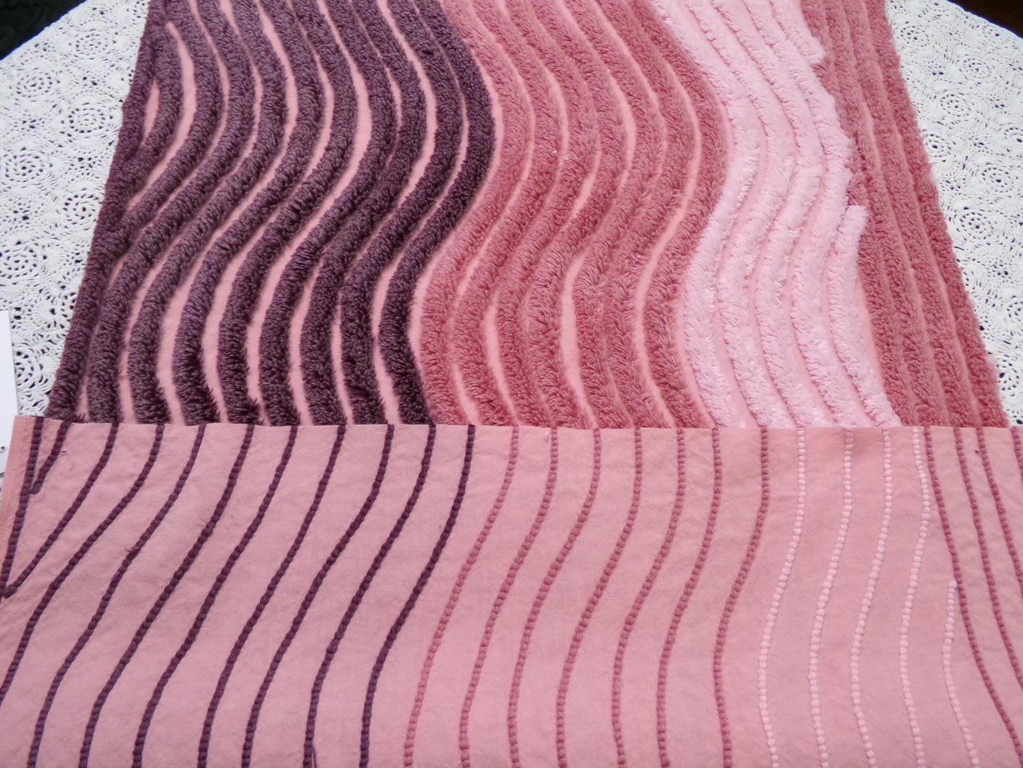 Triple Ripple Vintage Pink Chenille Bedspread Fabric Frosted Tufts 18x24" Quilt Piece