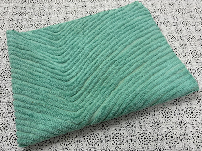 Green Wave Vintage Chenille Bedspread Fabric 18x25" Dense Tufts