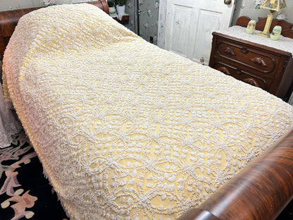 Vintage Chenille Bedspread, Sunny Yellow Dense Tufted Starbursts, Full Sz