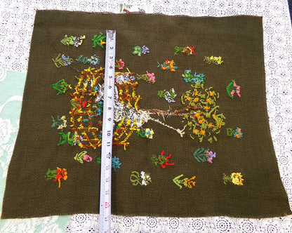 Unicorn in Captivity Vtg Crewel Embroidery, Finished Paragon 0846 Stitchery Medieval Old World Tapestry Style Adaptation