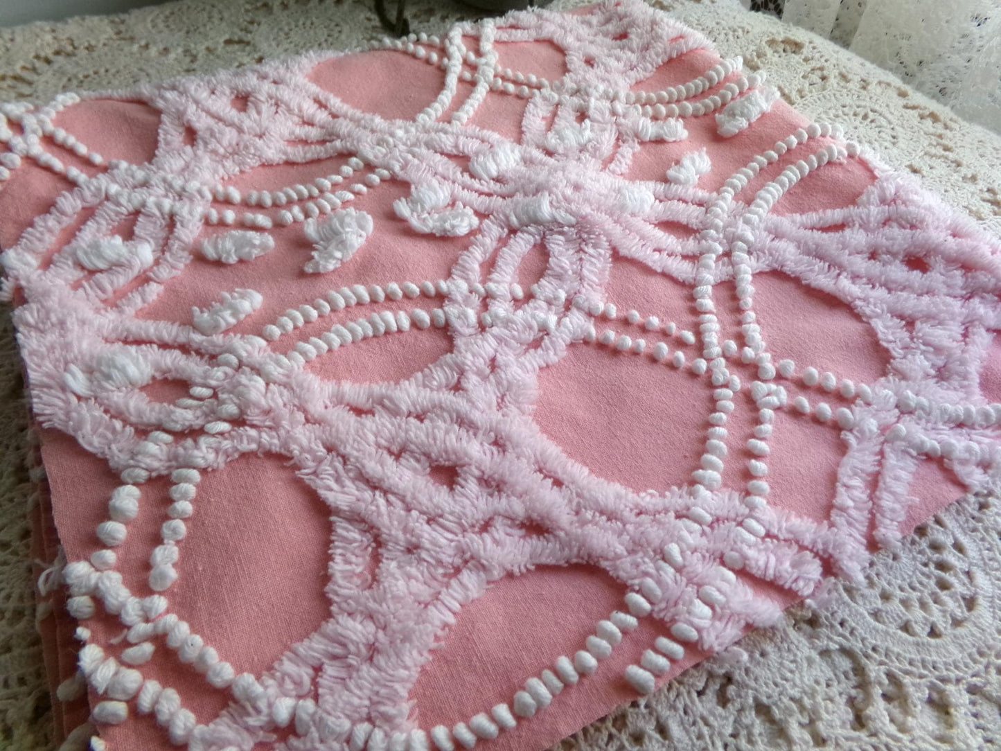 rose pink vintage chenille fabric, infinity links & pearl pops design 21" x 22"