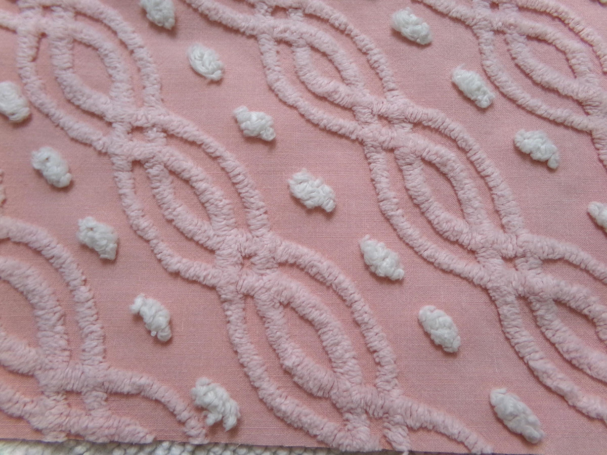 Shabby Pink Vintage Chenille Bedspread Fabric Eternity Links 19x24" Piece