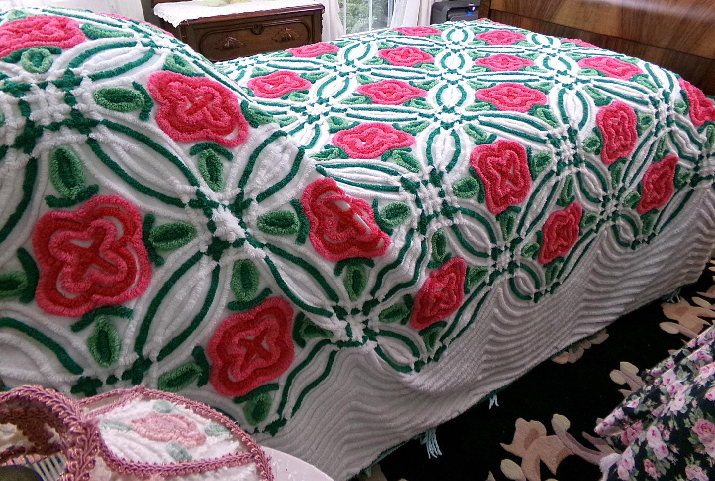 Shabby Rose Vintage Chenille Bedspread Tufted White Full Size 100% Cotton Bedding