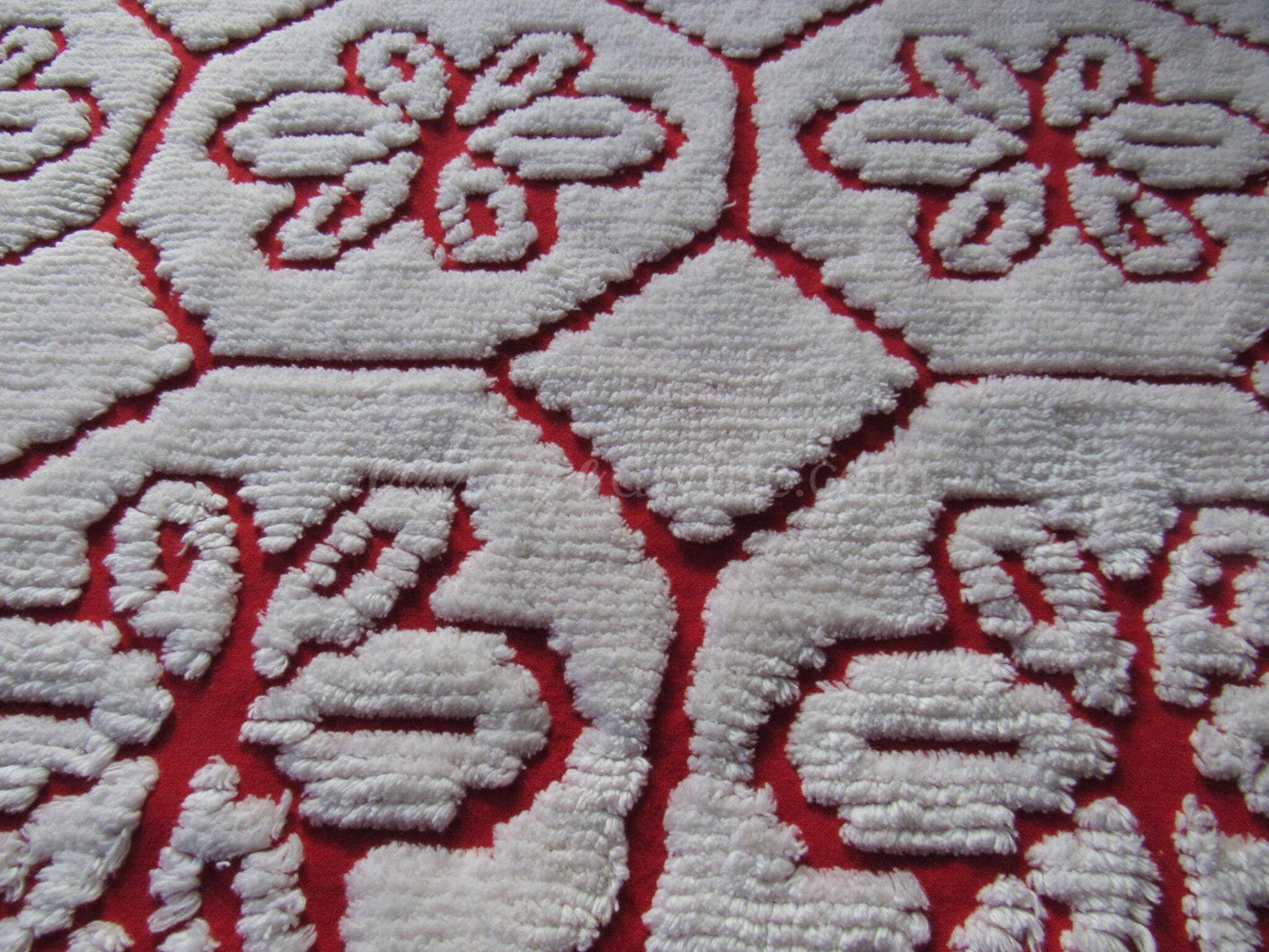 Snow White Daisy Vintage Chenille Fabric, Red Cotton Sewing Material, 22" x 24" Cut Piece