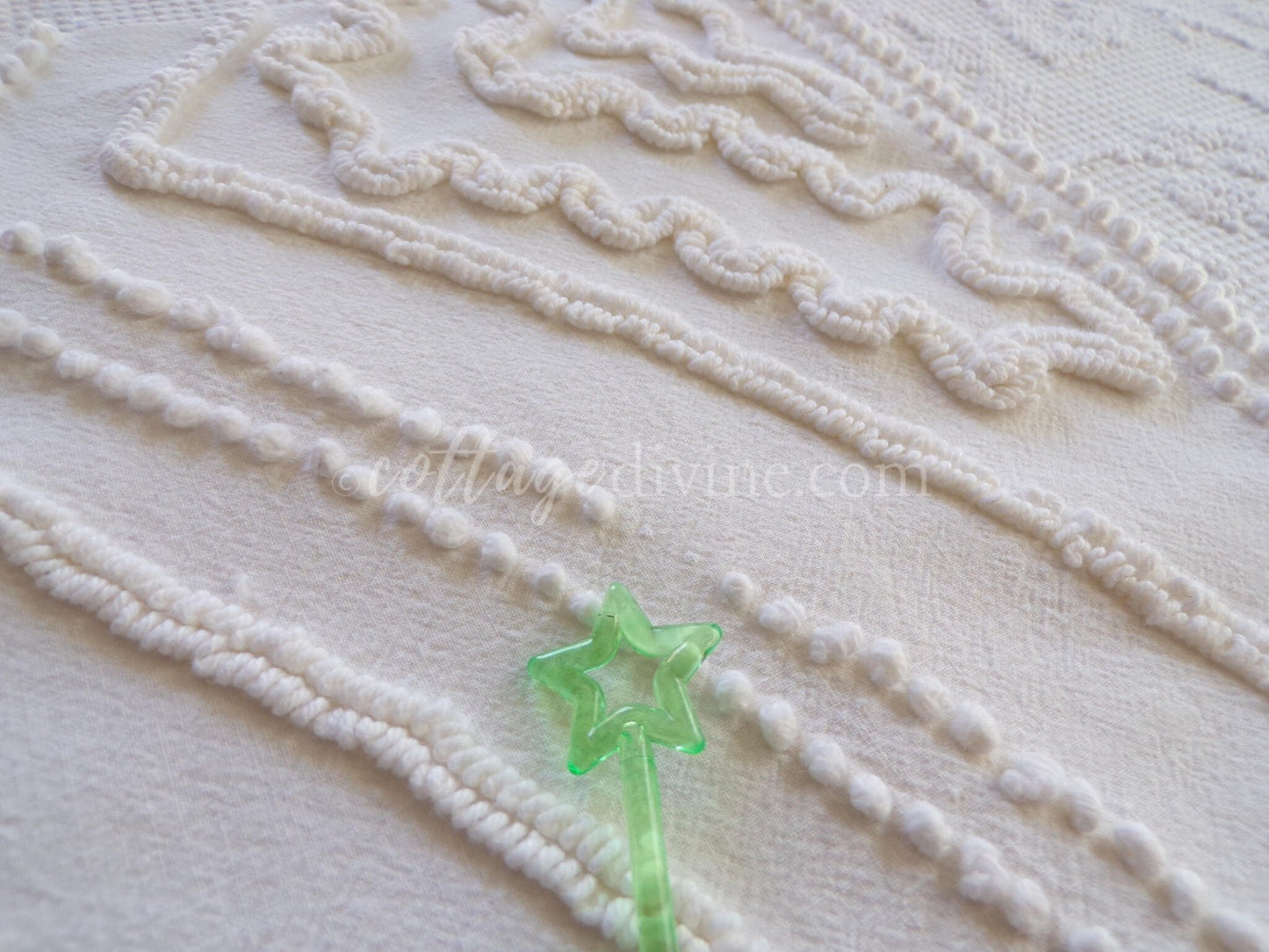 Angelic Lily Vintage Chenille Quilt Fabric Piece, 18" x 25" inches, Pretty in Pillows