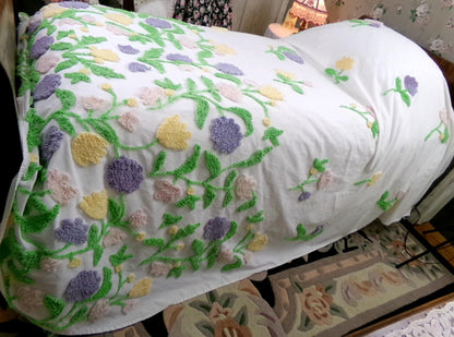 Y2K Vintage Style Chenille Bedspread, Summer Floral Burst TWIN Coverlet