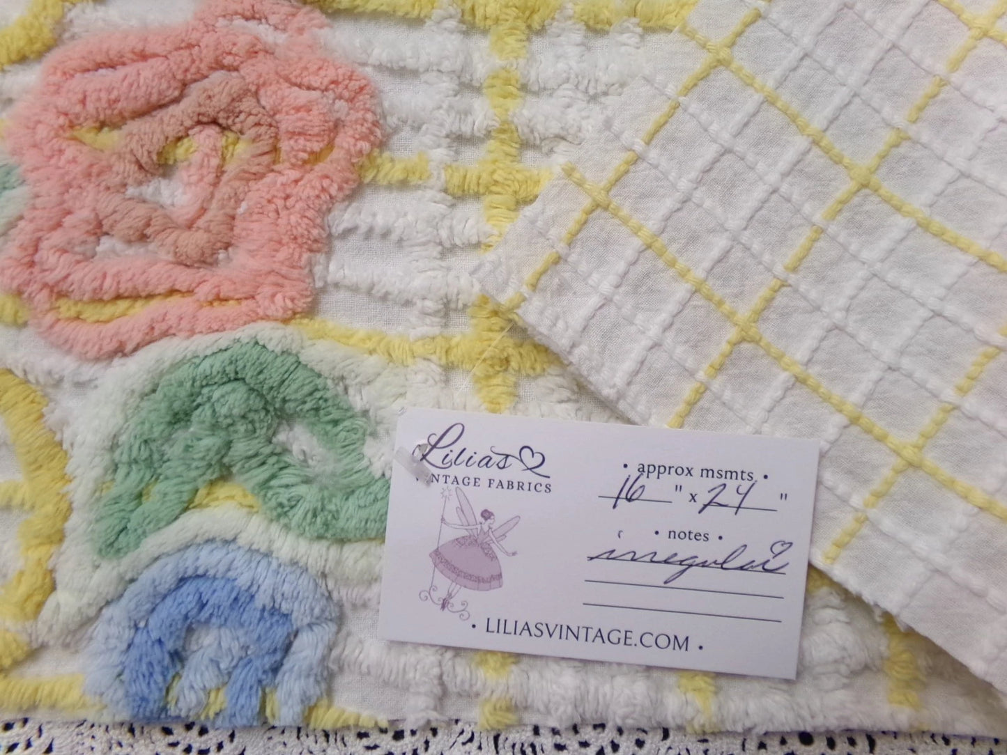 Cottage Chic Vtg Chenille Bedspread Fabric 16x24" Floral Plaid Sewing Material