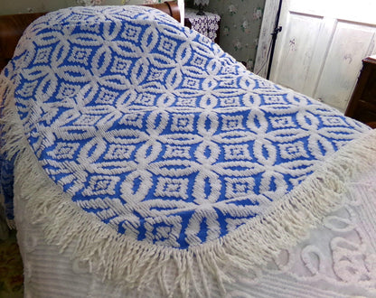 coastal cottage blue vintage chenille bedspread, cobalt & white geometric design, 100% cotton twin size summer coverlet with fringe