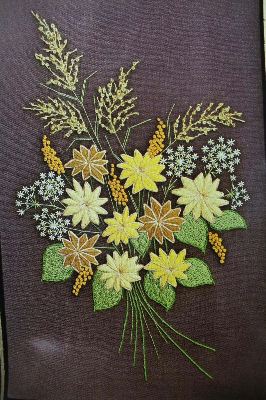 GOLDENROD Crewel Embroidery Kit Boho Hippie Floral Vintage Paragon Stitchery 0411
