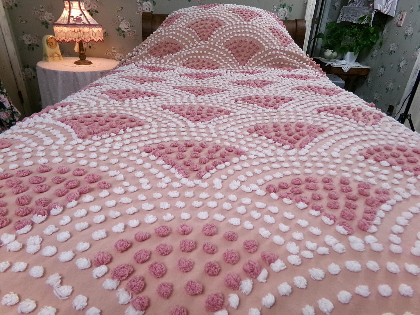 pink mermaid tails vintage chenille bedspread, antique twin size coverlet summer bedding