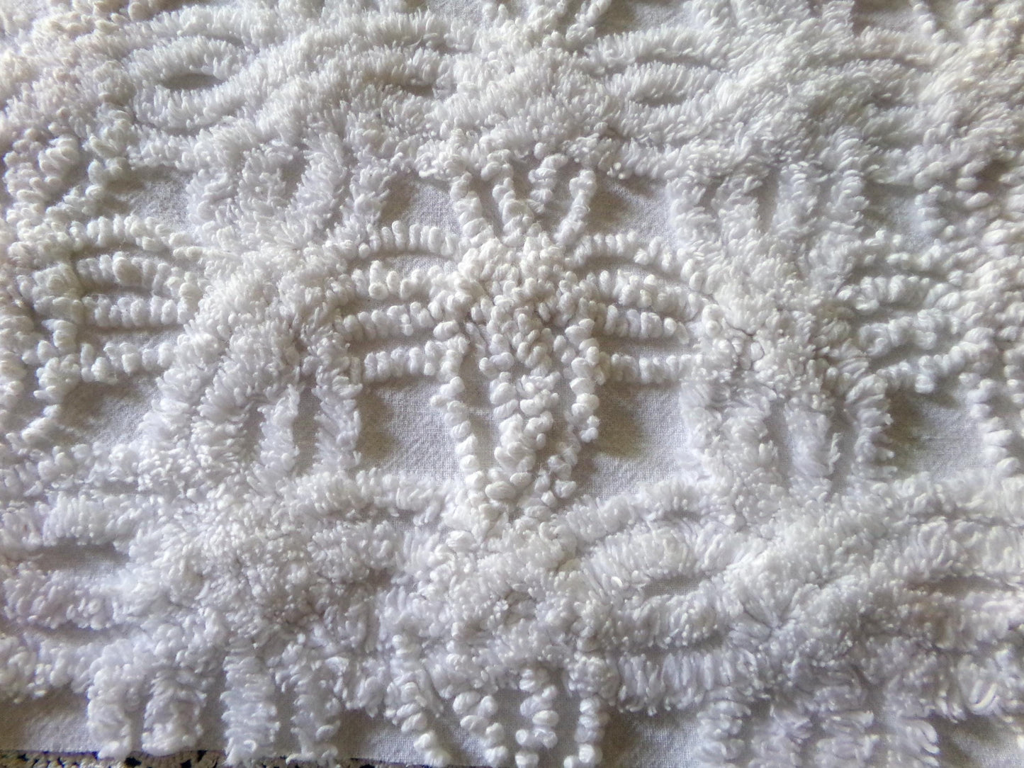 Vintage Chenille Fabric Material, 14.5" x 23" inch Piece, Elaborate Needletufting in Wedding Ring Pattern