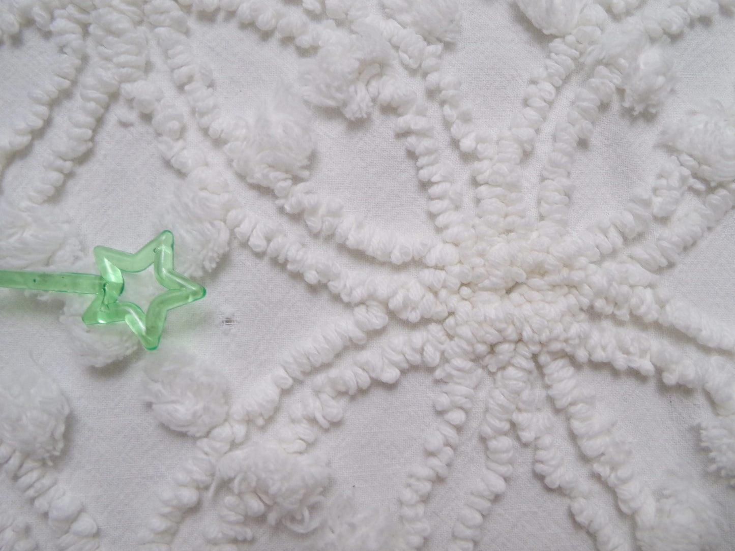 Vintage White Chenille Fabric Piece Spider Tuft Pops 18 x 24" Quilt Sewing Material