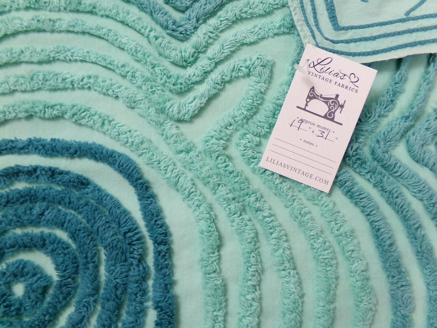 dramatic waves vintage chenille bedspread fabric, captivating quilt material 31" x 19"
