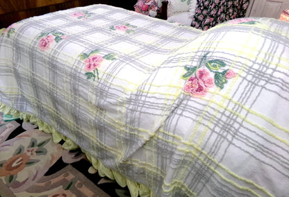 Vintage Pink Rose Chenille Bedspread Plaid Ruffled Shabby Chic Farmhouse Full Size