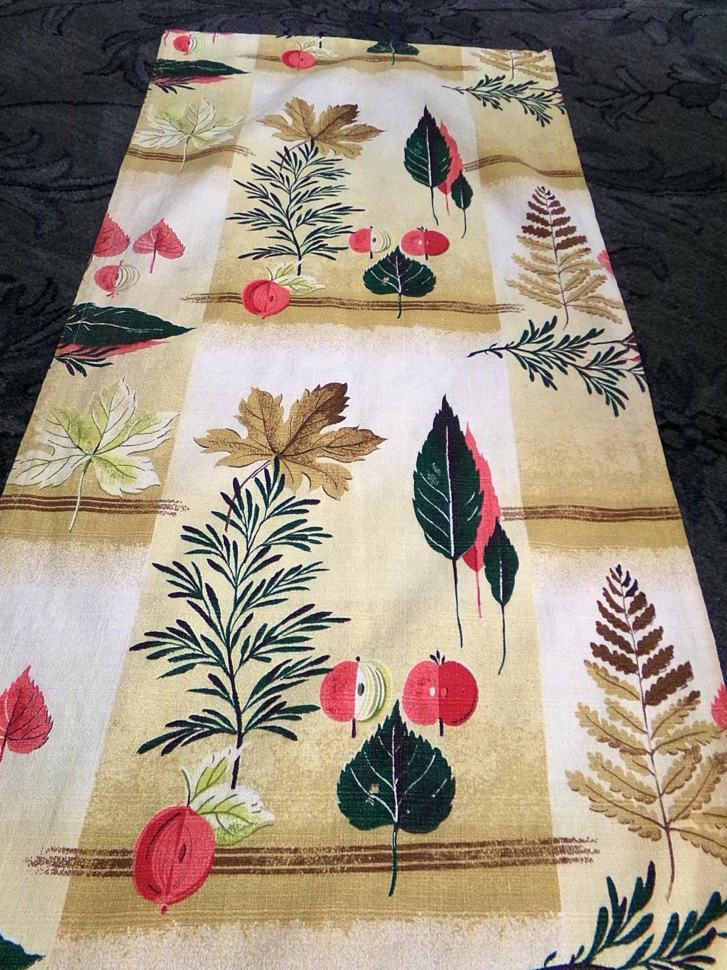 Vintage 1950s Barkcloth Fabric, Rustic Boho Shadow Autumn Leaves, Apples & Pine, 20"x46"