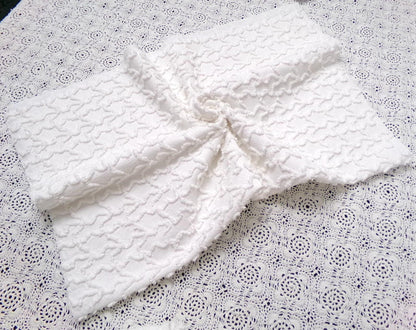 White Squiggle Vintage Chenille Bedspread Fabric Texturized 3D 18" x 24" Quilt Craft Piece