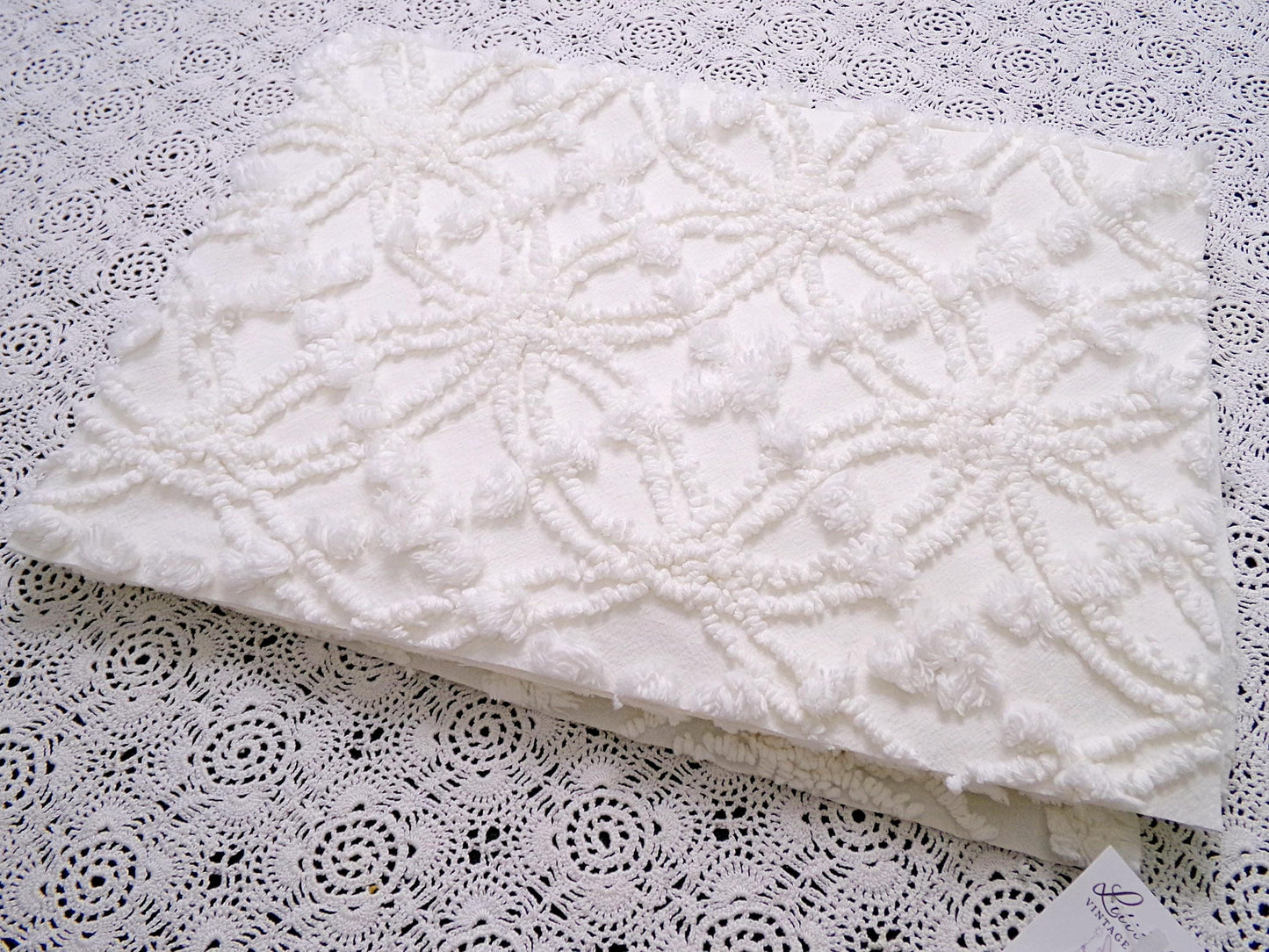 Vintage White Chenille Fabric Piece Spider Tuft Pops 18 x 24" Quilt Sewing Material