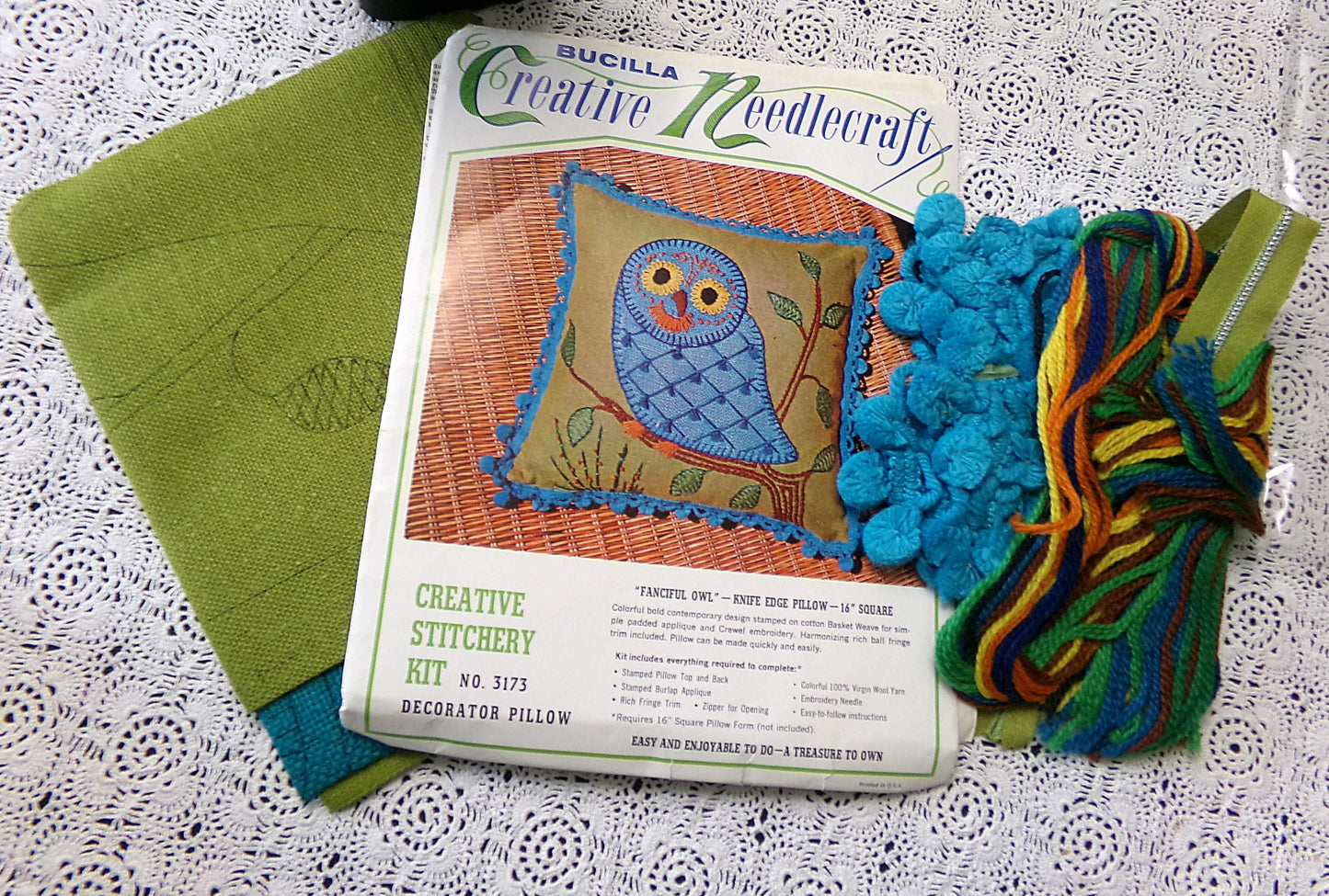 FANCIFUL OWL Pillow Crewel Embroidery Kit, Boho Vintage Bucilla Needlecraft 3173