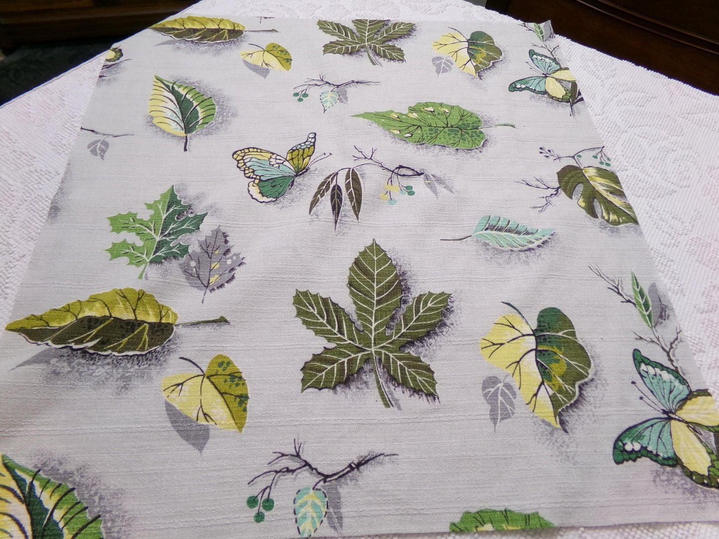 Butterfly Botanical Vintage Barkcloth Fabric Dimensional Natural Leaf Pattern 21" x 24"