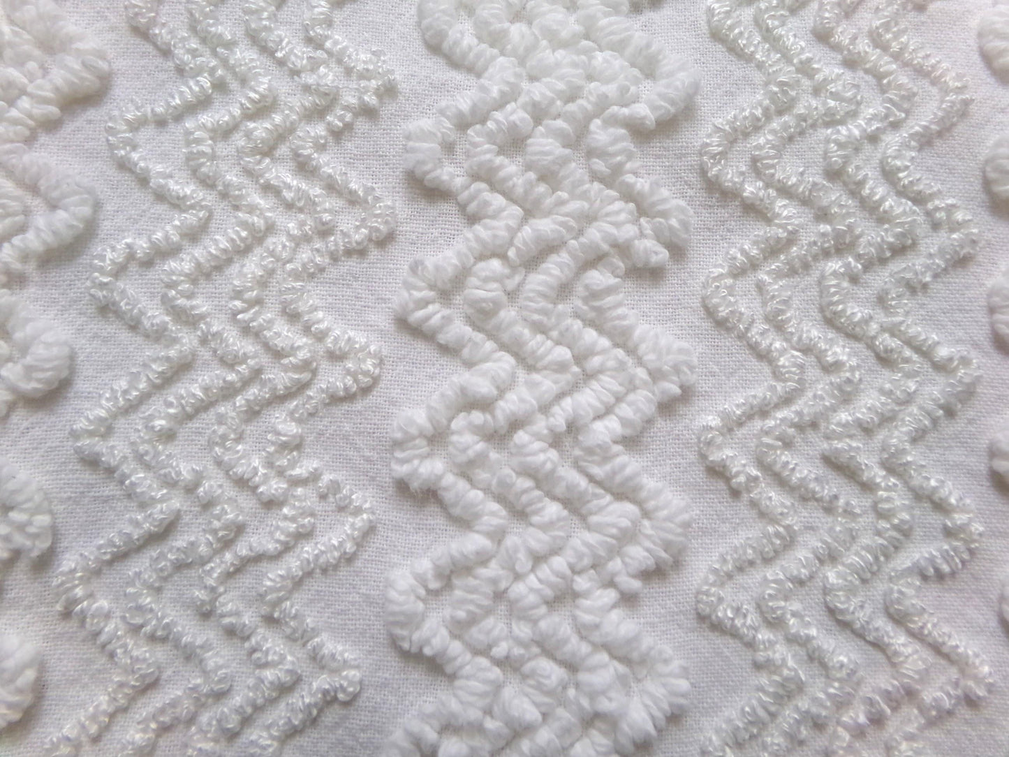 Heavenly White Vintage Chenille Bedspread Fabric, Textured Zig Zag Quilt Material, 18" x 24"