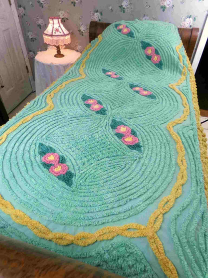glowing gold & green chenille bedspread with pink roses, attached ruffle skirt sides, twin size vintage cottage style bedding