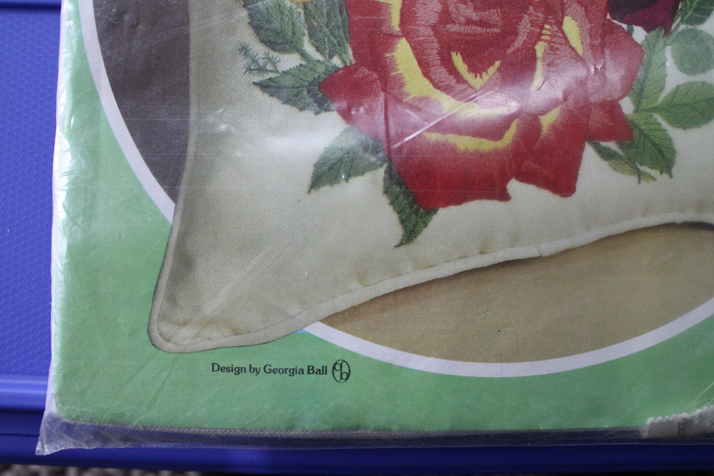 Crewel FESTIVAL OF ROSES Pillow Kit, Paragon Needlecraft Stitchery Kit #0857, Finishes 14" inch Square, Design by Georgia Ball 1978