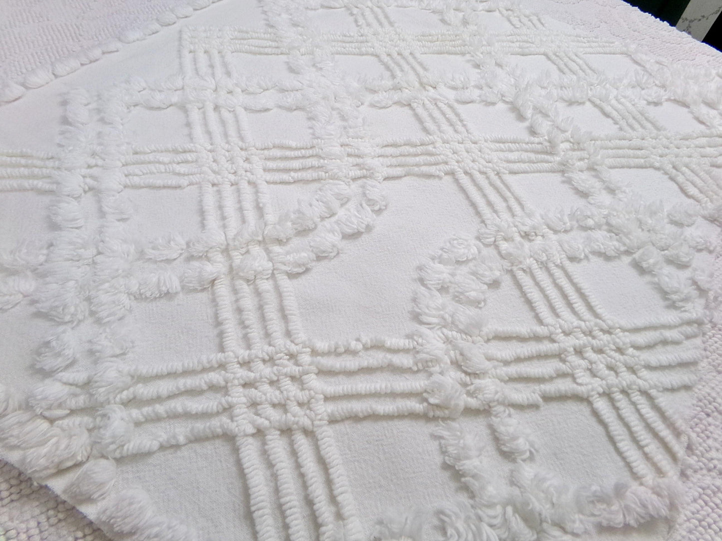 Wintry White Vintage Chenille Fabric Piece, Needletuft Sewing & Quilt Material, 18" x 22"
