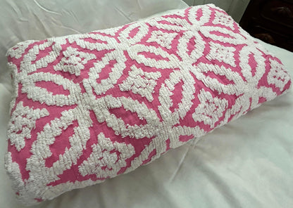 Rose Pink Vintage Chenille Bedspread White Geometric Wedding Rings, FULL Size NOS