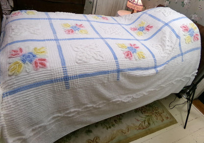 Vintage Full Size Chenille Bedspread | Country Beach Cottage | Coastal Farmhouse Decor | Cotton Seaside Chic Bedding | Beach House Style