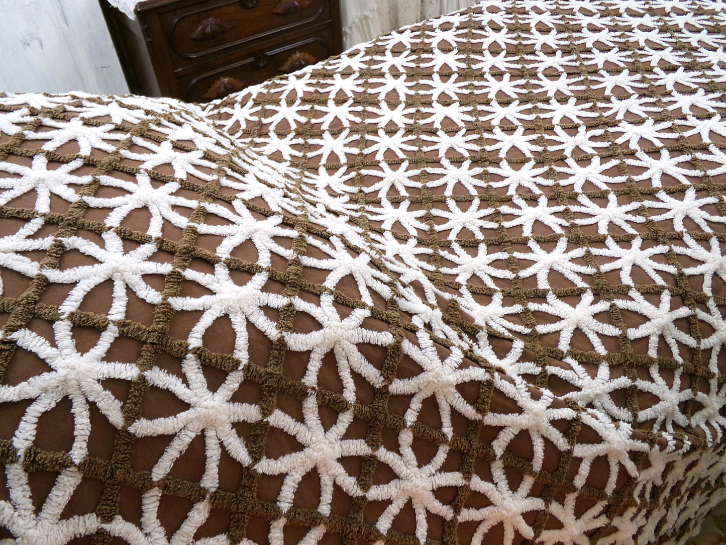 Vintage Chenille Bedspread: Chocolate Cookies Brown Full Size Cotton Bedding