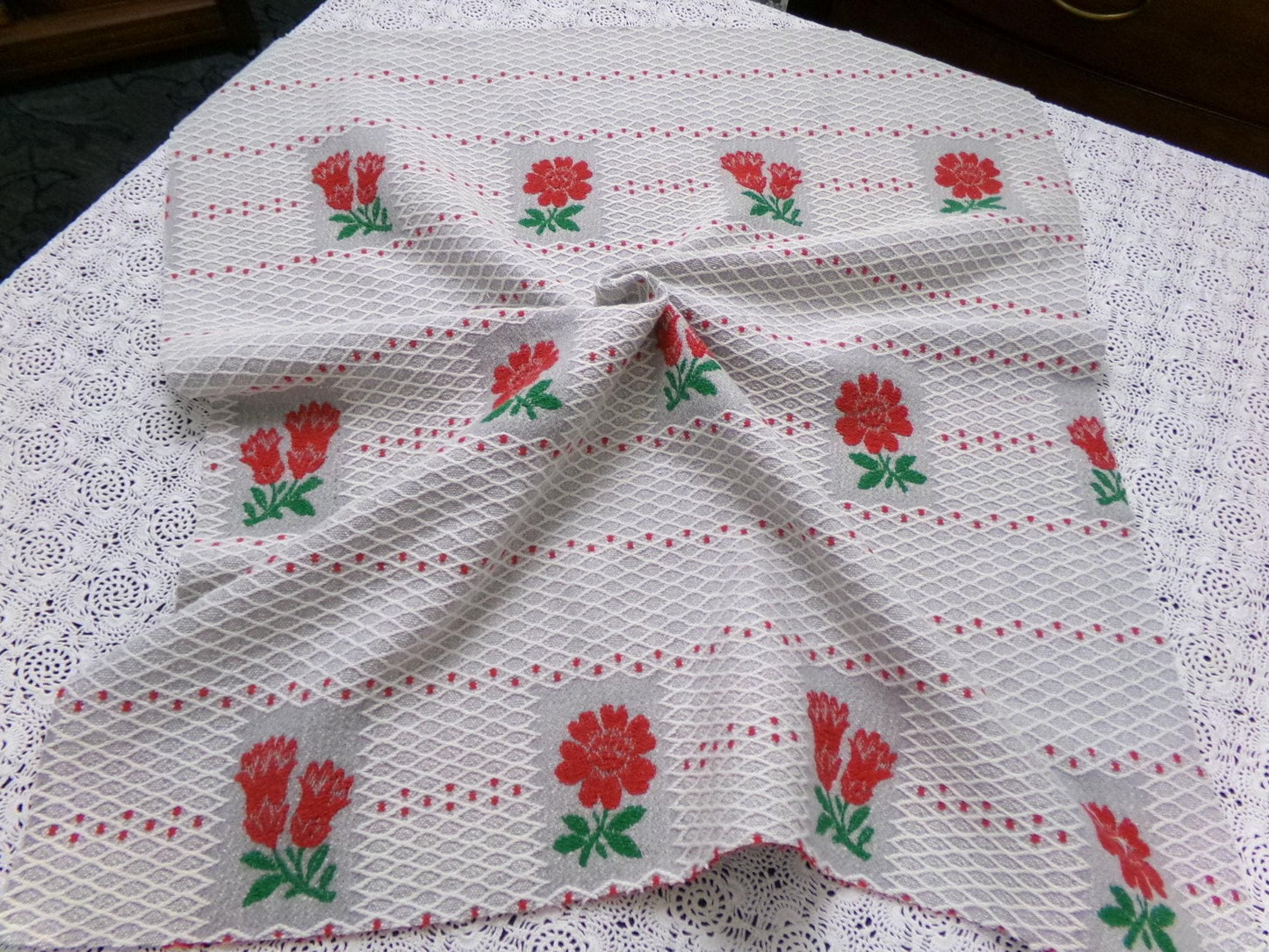 Vintage Woven Fabric, Steel Grey Red Floral Lattice Reversible Cut Piece 24" x 27"