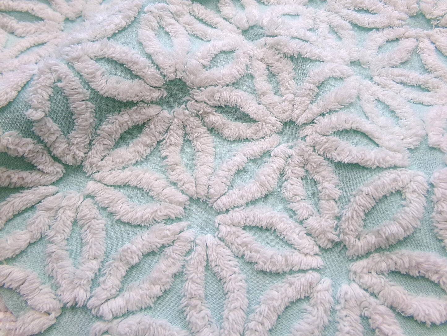 aqua & white daisy vintage chenille fabric, 20" x 24" piece of cottage style sewing quilt material