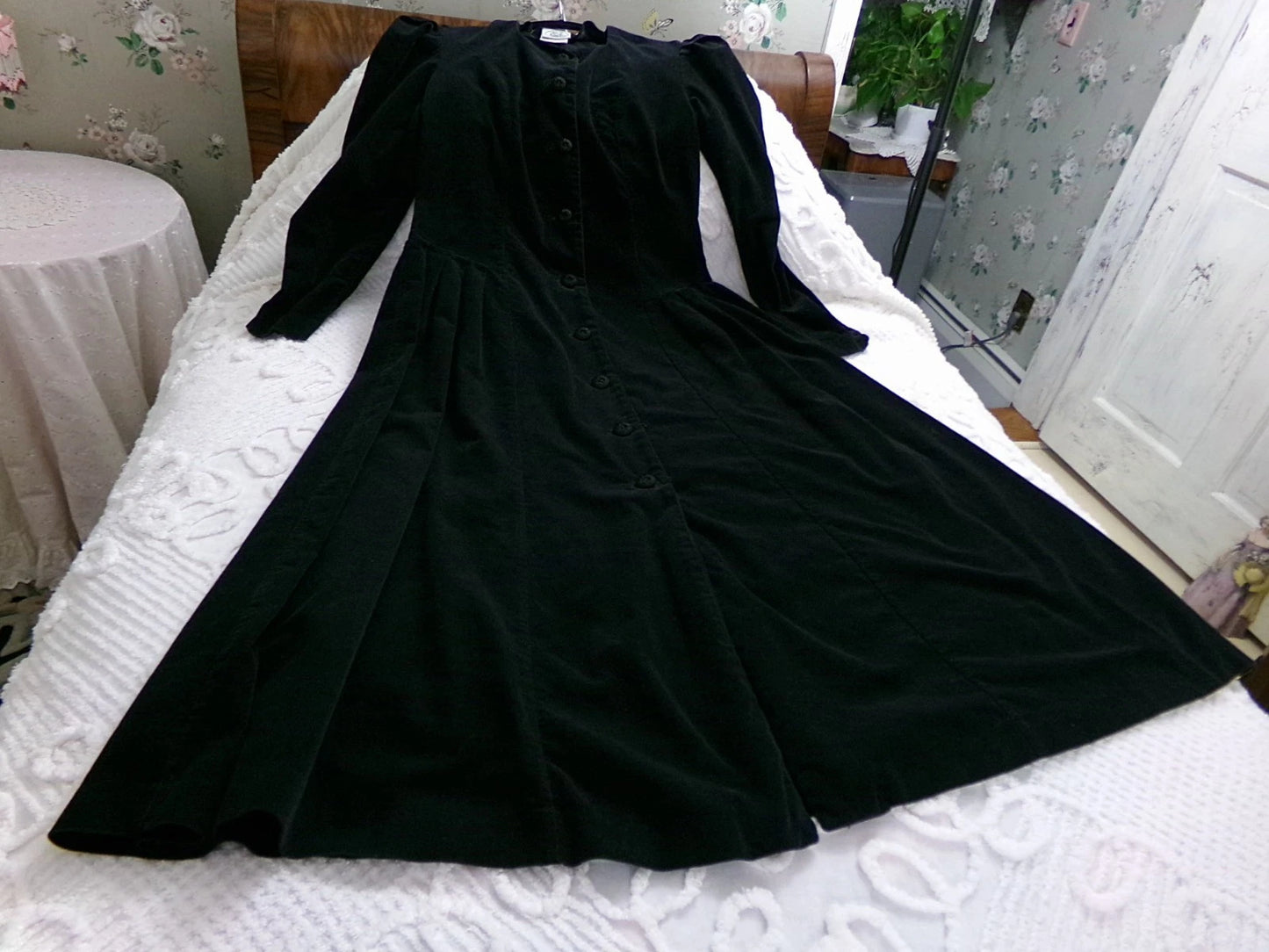 Vintage Laura Ashley Corduroy Dress Black Steampunk Victorian England Gothic Style 8