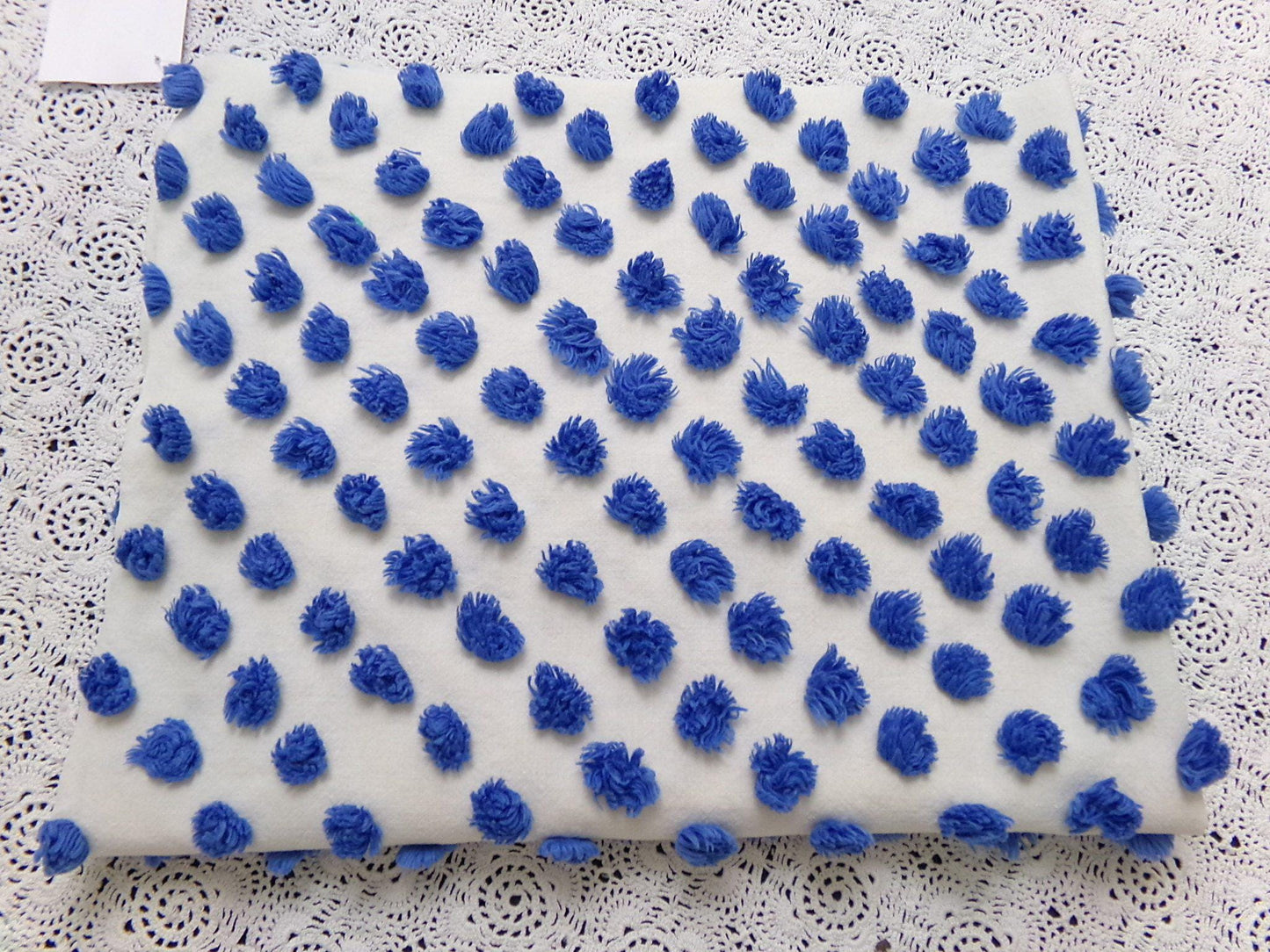 royal blue pops vintage chenille bedspread fabric handtufted white cotton 20x24"