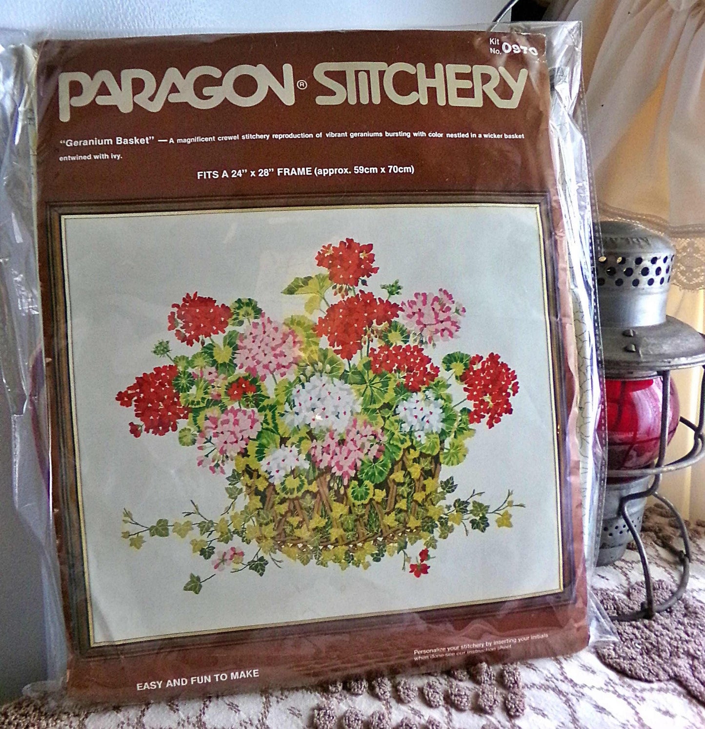 Boho GERANIUM BASKET Crewel Embroidery Kit Floral Vintage Paragon Needlecraft 0970