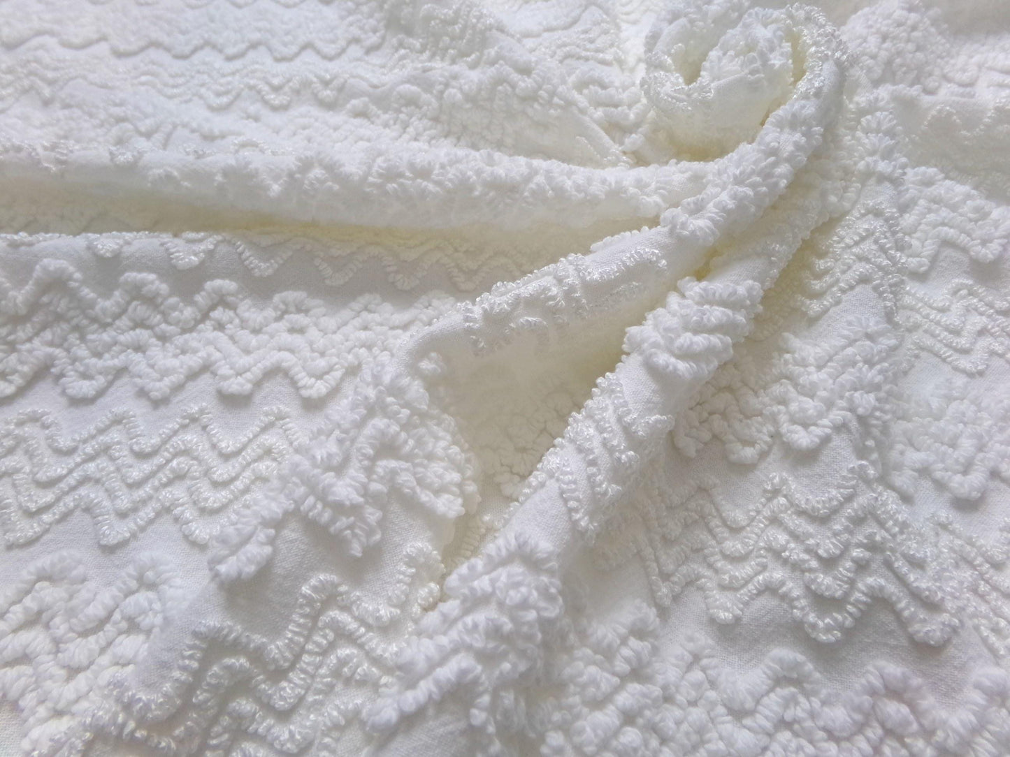 Heavenly White Vintage Chenille Bedspread Fabric, Textured Zig Zag Quilt Material, 18" x 24"