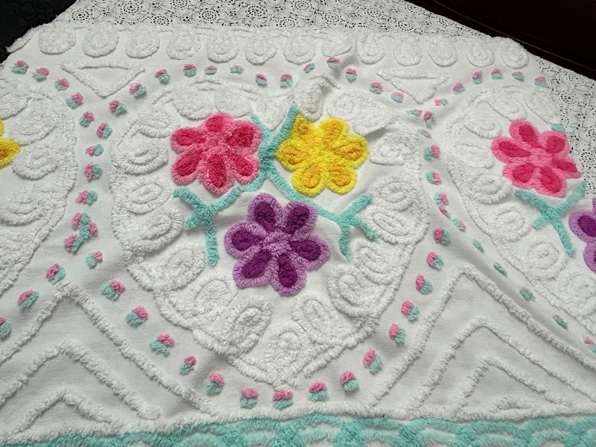 Sweetie Heart Vintage Chenille Bedspread Fabric Seafoam Curlicues 20x26" Textile